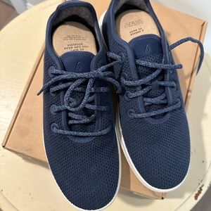 Tree Runners - Size 9, Never Worn